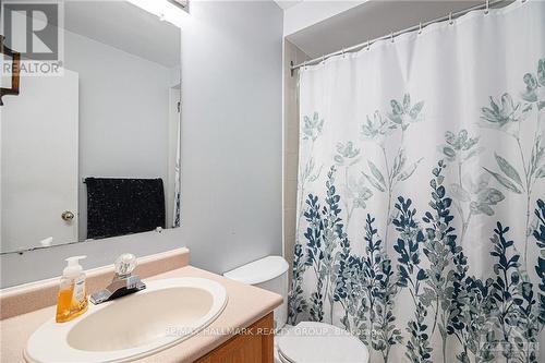 1434 Caravel Crescent, Ottawa, ON - Indoor Photo Showing Bathroom