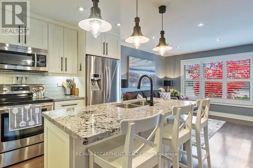 24 Willis Drive, Brampton, ON - Indoor Photo Showing Kitchen With Stainless Steel Kitchen With Double Sink With Upgraded Kitchen