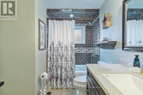 24 Willis Drive, Brampton, ON - Indoor Photo Showing Bathroom