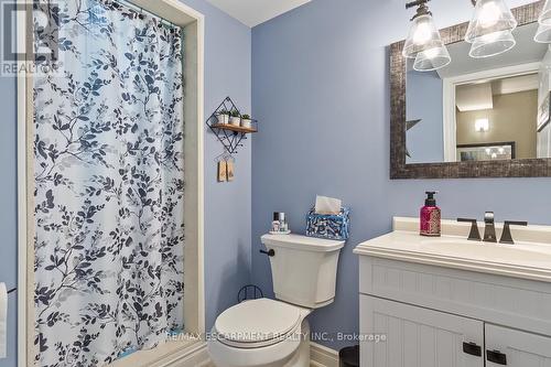 24 Willis Drive, Brampton, ON - Indoor Photo Showing Bathroom