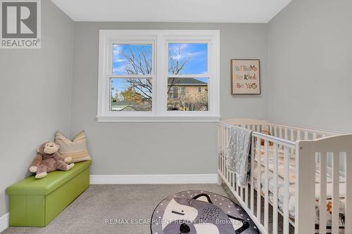 14 Walter Avenue S, Hamilton, ON - Indoor Photo Showing Bedroom