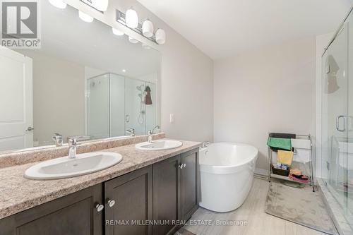 5 - 68 Turbina Court, Grimsby, ON - Indoor Photo Showing Bathroom