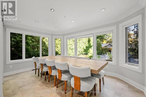 185 Central Drive, Hamilton, ON - Indoor Photo Showing Dining Room