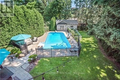 185 Central Drive, Hamilton, ON - Outdoor With In Ground Pool With Backyard