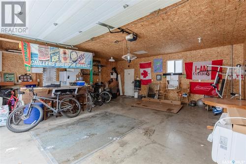 1147 4Th Avenue Ne, Moose Jaw, SK - Indoor Photo Showing Garage