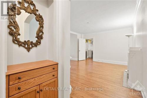 2C - 260 Metcalfe Street, Ottawa, ON - Indoor Photo Showing Other Room