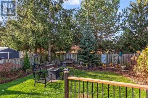 7447 Monastery Drive, Niagara Falls (208 - Mt. Carmel), ON - Outdoor With Backyard