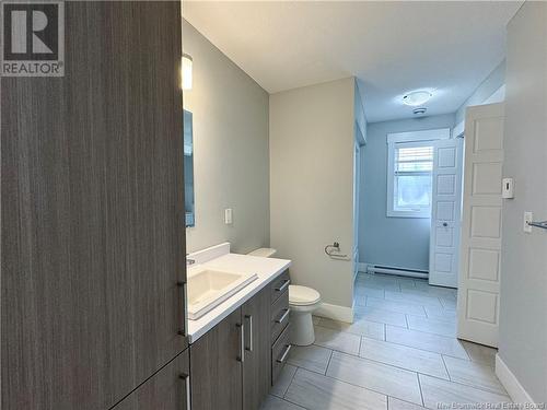 56 Des Peupliers Street, Dieppe, NB - Indoor Photo Showing Bathroom