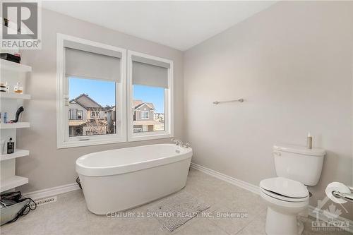 217 Cranesbill Road, Ottawa, ON - Indoor Photo Showing Bathroom