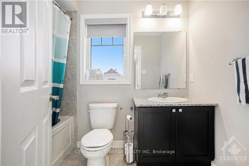 217 Cranesbill Road, Ottawa, ON - Indoor Photo Showing Bathroom