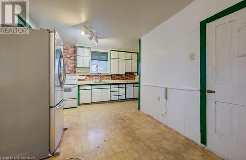 99 Woolwich Street S, Breslau, ON - Indoor Photo Showing Kitchen