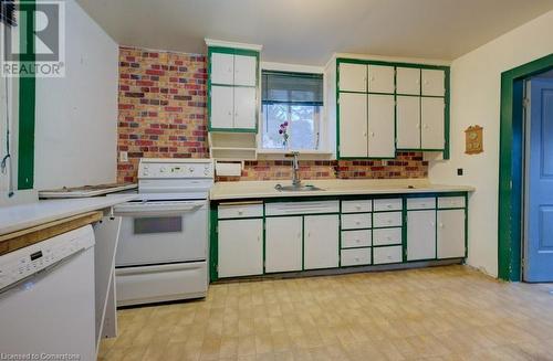 99 Woolwich Street S, Breslau, ON - Indoor Photo Showing Kitchen