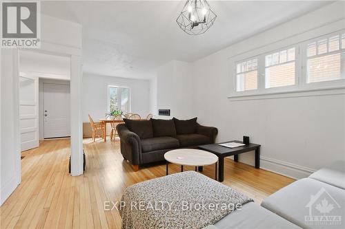 177 Glen Avenue, Ottawa, ON - Indoor Photo Showing Living Room