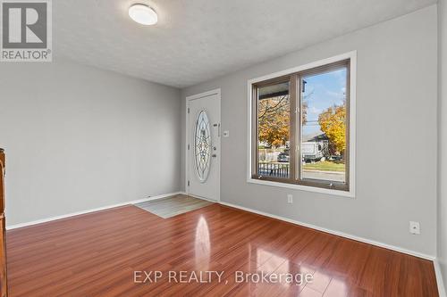 2 - 131 Lyons Avenue, Welland (773 - Lincoln/Crowland), ON - Indoor Photo Showing Other Room