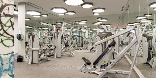 2007-199 Richmond St W, Toronto, ON - Indoor Photo Showing Gym Room