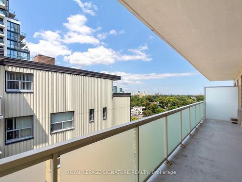 1104-581 Avenue Rd, Toronto, ON - Outdoor With Balcony With Exterior