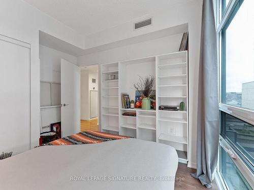 809-36 Lisgar St, Toronto, ON - Indoor Photo Showing Bedroom