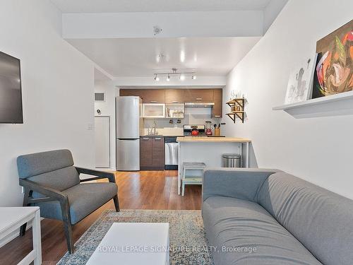 809-36 Lisgar St, Toronto, ON - Indoor Photo Showing Other Room