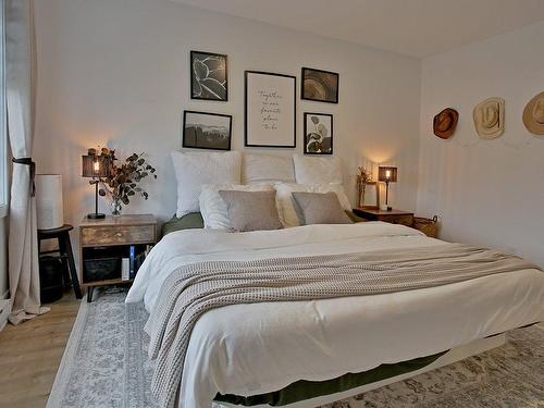 Chambre Ã  coucher principale - 1626 Rue Yvon-Bibeau, Sherbrooke (Brompton/Rock Forest/Saint-Élie/Deauville), QC - Indoor Photo Showing Bedroom