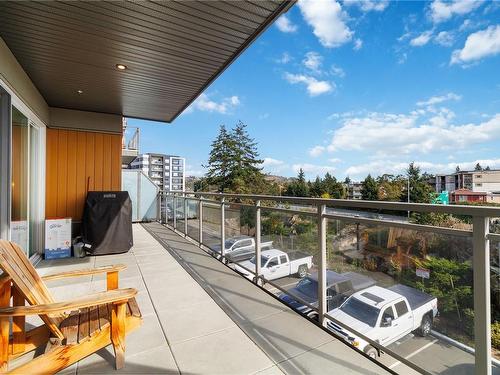 211-967 Whirlaway Cres, Langford, BC - Outdoor With Balcony With Exterior