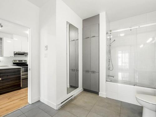 Ensuite bathroom - 405-440 Rue De La Gauchetière E., Montréal (Ville-Marie), QC - Indoor Photo Showing Bathroom