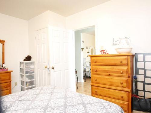 Master bedroom - 244  - 246 Rue Champlain, Salaberry-De-Valleyfield, QC - Indoor Photo Showing Bedroom