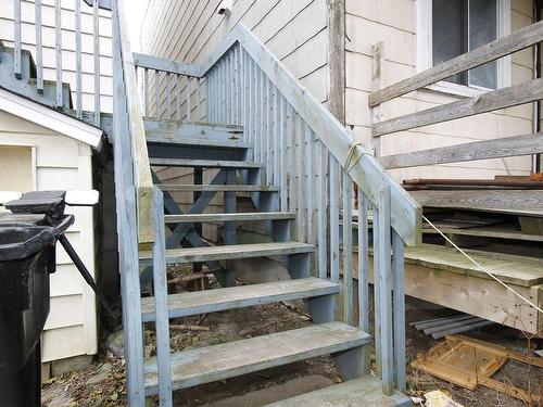 Staircase - 244  - 246 Rue Champlain, Salaberry-De-Valleyfield, QC - Indoor Photo Showing Other Room