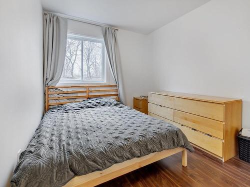 Bedroom - 48  - 52 Rue Piché, Sainte-Thérèse, QC - Indoor Photo Showing Bedroom