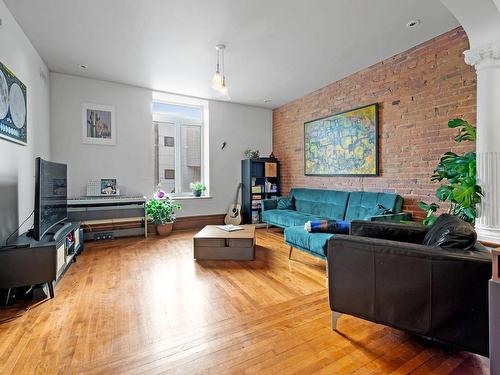 Living room - 3479 Rue Ste-Catherine E., Montréal (Mercier/Hochelaga-Maisonneuve), QC - Indoor Photo Showing Living Room