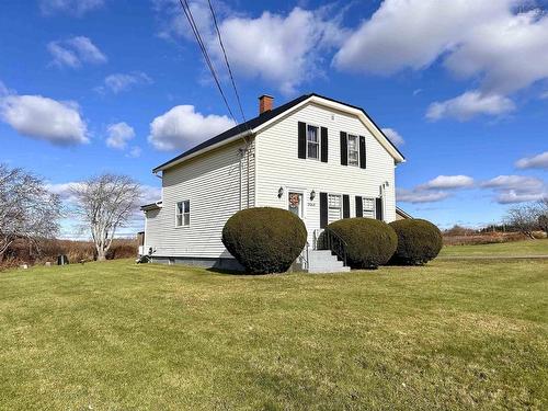 2063 242 Highway, River Hebert, NS 