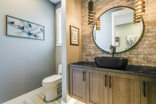 1547 Cabernet Way, West Kelowna, BC - Indoor Photo Showing Bathroom