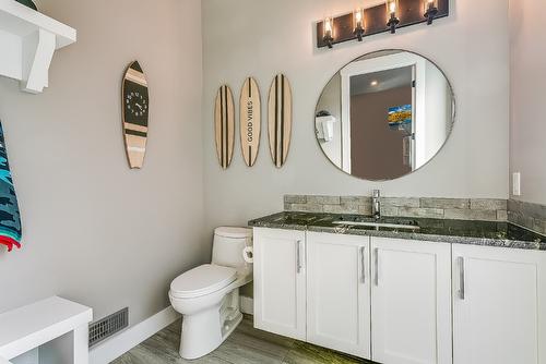 1547 Cabernet Way, West Kelowna, BC - Indoor Photo Showing Bathroom