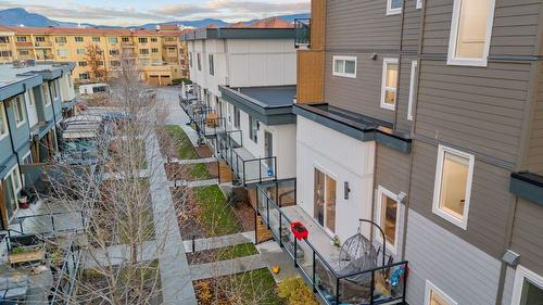 106-3630 Mission Springs Drive, Kelowna, BC - Outdoor