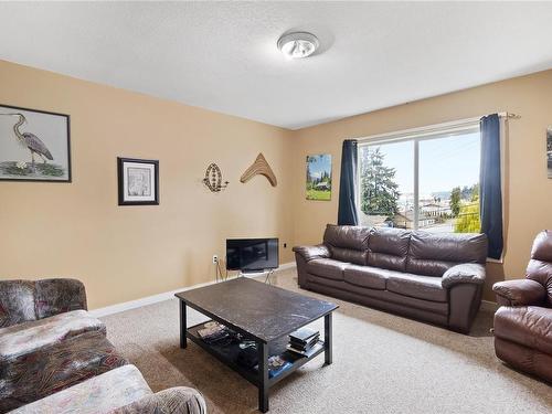 4880 Dunbar St, Port Alberni, BC - Indoor Photo Showing Living Room