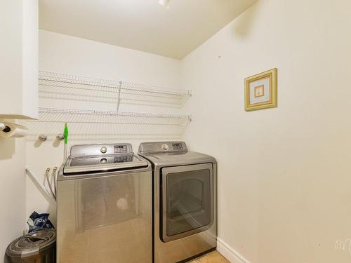 Salle de lavage - 145 Rue Loiseau, Repentigny (Le Gardeur), QC - Indoor Photo Showing Laundry Room