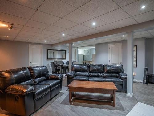 Family room - 555 Route 108 E., Saint-Victor, QC - Indoor Photo Showing Living Room