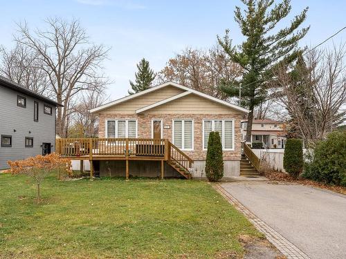 FaÃ§ade - 404 Rue Thérèse, L'Île-Perrot, QC - Outdoor With Deck Patio Veranda