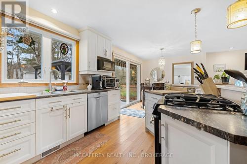 3364 County Rd 1 E, Stone Mills, ON - Indoor Photo Showing Kitchen