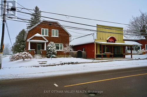 1874/18 Beachburg Road, Whitewater Region, ON 