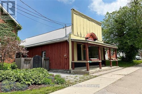 1874/18 Beachburg Road, Whitewater Region, ON 