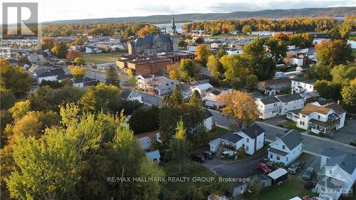 630 Regent Street, Hawkesbury, ON - Outdoor With View