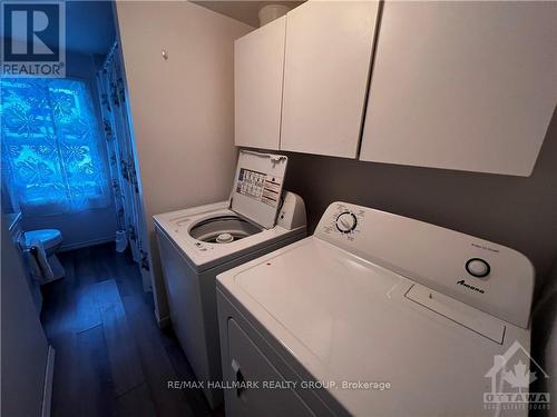 630 Regent Street, Hawkesbury, ON - Indoor Photo Showing Laundry Room