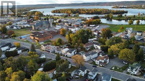 630 Regent Street, Hawkesbury, ON - Outdoor With Body Of Water With View