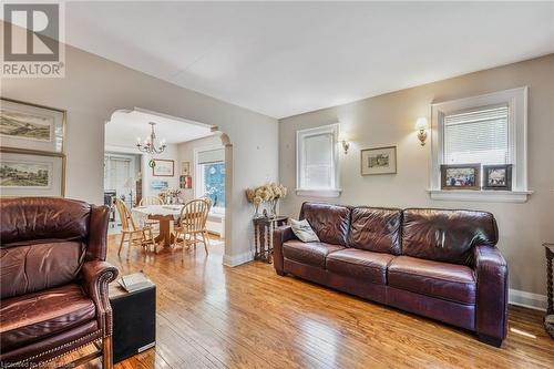 2156 15 Side Road, Milton, ON - Indoor Photo Showing Living Room