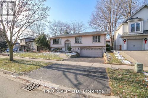 424 Brookmill Road, Oakville, ON - Outdoor With Facade