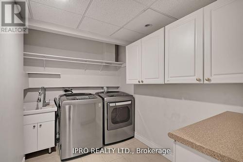 424 Brookmill Road, Oakville, ON - Indoor Photo Showing Laundry Room