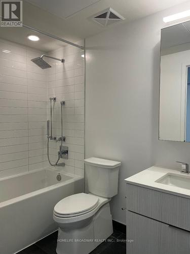 602 - 25 Richmond Street, Toronto, ON - Indoor Photo Showing Bathroom