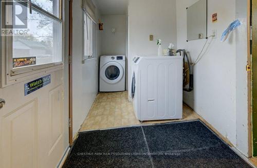 99 Woolwich Street S, Woolwich, ON - Indoor Photo Showing Laundry Room