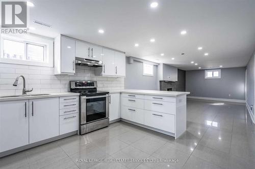 Lower - 4 Mallard Crescent, Brampton, ON - Indoor Photo Showing Kitchen With Upgraded Kitchen