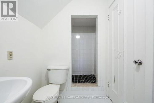 15 Pine Hill Road, Toronto, ON - Indoor Photo Showing Bathroom